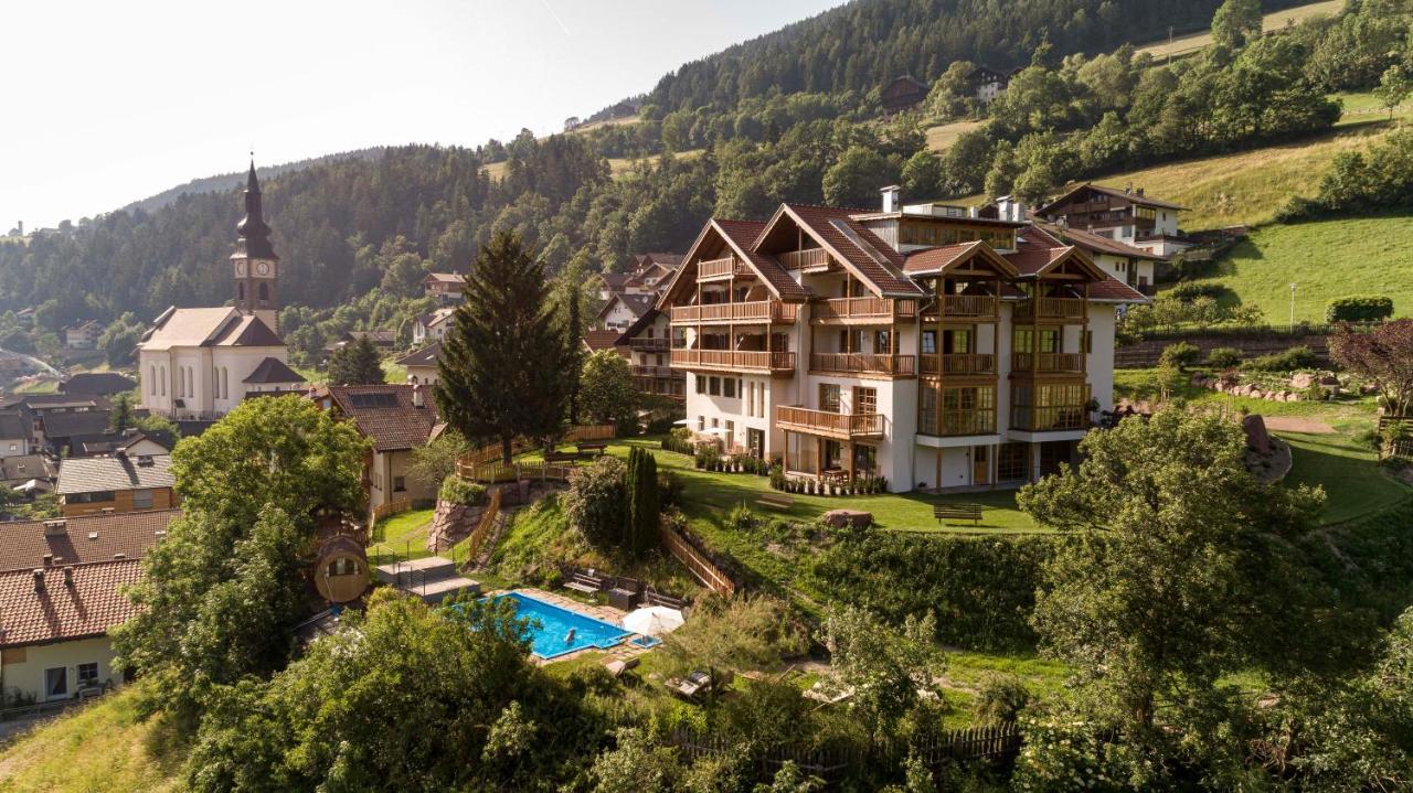 Villa Messner ฟูเนส ภายนอก รูปภาพ