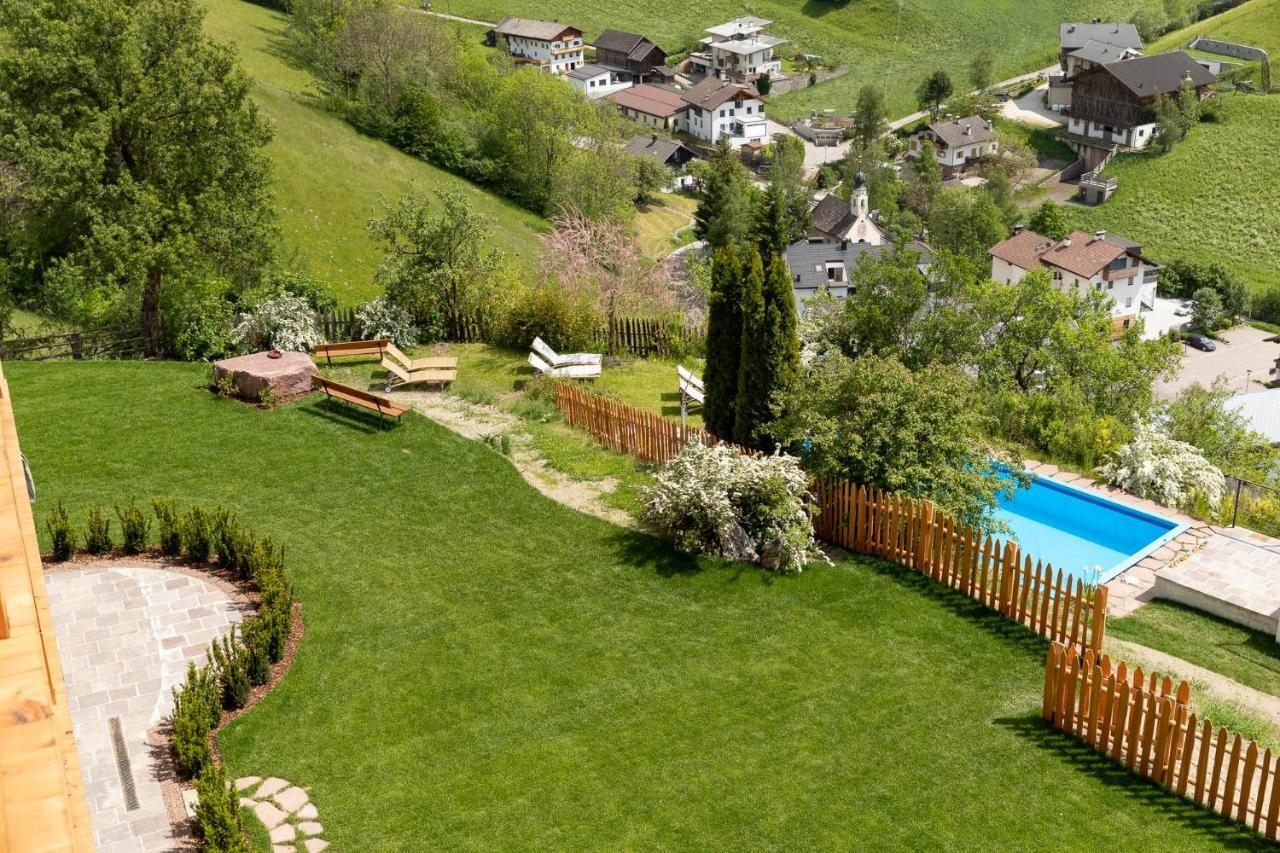 Villa Messner ฟูเนส ภายนอก รูปภาพ