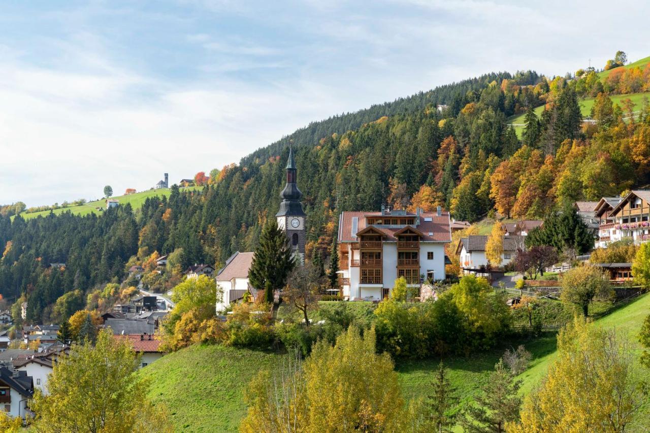 Villa Messner ฟูเนส ภายนอก รูปภาพ